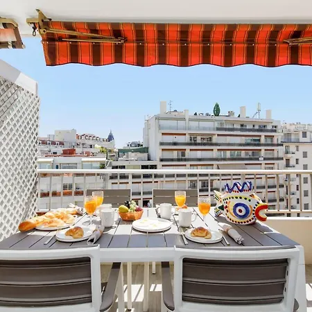 Royal Palm Yourhosthelper Cannes