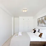 Royal Palm Yourhosthelper Cannes
